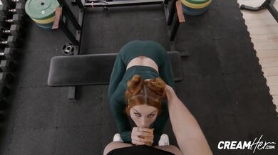 Athletic Babe Gets Rough Hardcore Sex