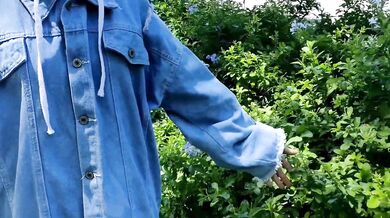 Thai girl nice shape พาเดินเล่นก่อนขึ้นห้อง