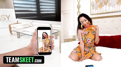 A Butt Plug Isn’t Enough for This Horny College Girl in Hawaii