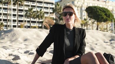 Anouk's Anal Fantasy Finally Satisfied!