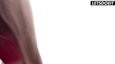 Lola Myluv and Caprice Wild Girl on Girl Action In The Morning - LETSDOEIT