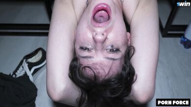 WELCOME TO THE NIAGARA FALLS - Extreme Squirting Orgasms Made Her Brain Melt - Mia Stone ´