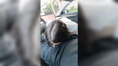 Perfect Body Gal Gives Head After Date