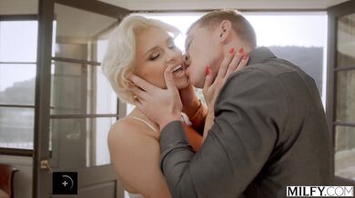 VIXENPLUS Horny boss fucks assistant