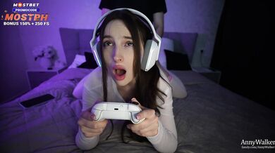 Gamer's Stepsister Sucks Dick And Rides - Anny Walker