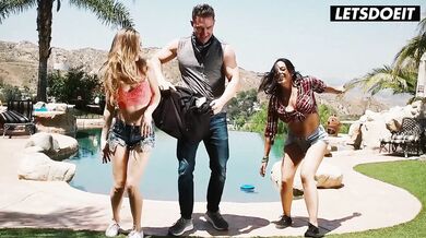 Luna & Karla Railed by Big Dick Stud In Nasty Threeway - LETSDOEIT