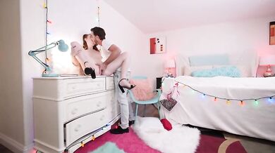 Brooklyn Belle Cam Beauty