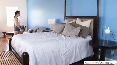 Jenna Reid Fucking In The Bedroom With Her Brown Eyes - Jenna Sativa