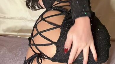 日本人ニューハーフ セクシー　巨乳　乳首　アナル　ニーハイストッキング