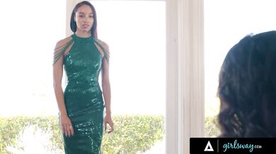 Pageant Babe Has Sex With Her Hot Coach