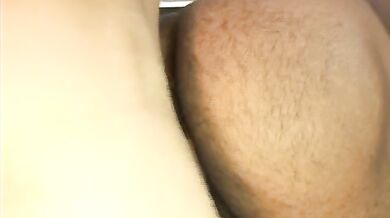 Hunk Rides A Gym Noob