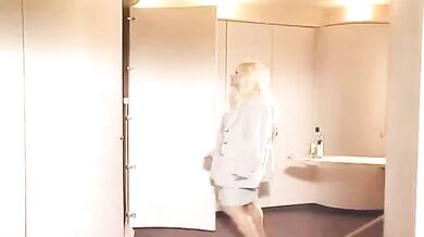 Matures Eine Total Versaute Familie Colette Sigma, Elena Nikulina, Alexandra Ross, Mandy Mystery Mpeg4 v3 680_512