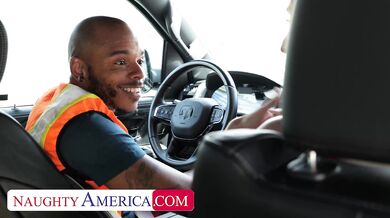 Lucky Tow Truck Driver Hooks Up With Sexy Married Babe Skylar Snow - Juliana Grandi