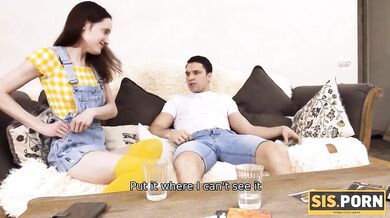 Svelte belle in yellow socks has her peach nailed by stepbrother