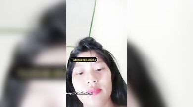 ISTRI BINAL MAIN DIATAS