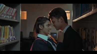 BUS ME RAVI NE CHALAI JOYTI KI CHUT ME UGLY - Yorgelis Carrillo