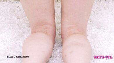 Sexy & Young Brunette Model wants to fuck