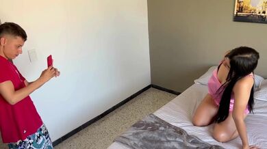 My pretty stepsister invites me to take some sexy photos of her as an excuse to fuck.