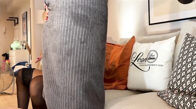 A cock teasing fest from the hottest Italian Brunette to have as much as precum possible from a big dick under the towel