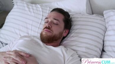 Hime Marie Teases Stepbro, "Eew Your Boners Poking Me!" - S4:E5