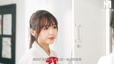 My girlfriend was compelled by her best friend to try out her black boyfriend's cock and never came back