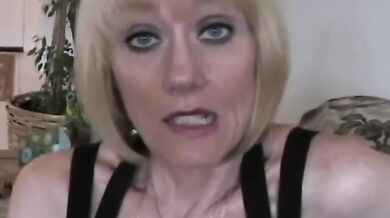 Mature Blonde Using Her Sexual Skills Well