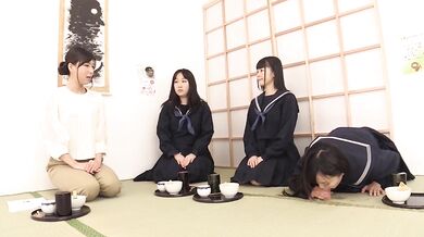 Japanese Gloryhole Everywhere In School