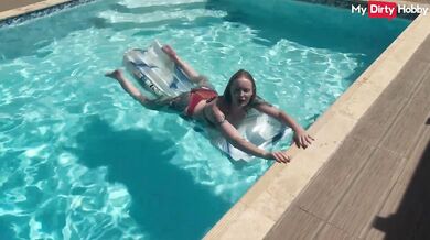 Tattooed babe Emma Wolf Is A Kinky Cutie Who Gets Fucked Underwater - Mydirtyhobby