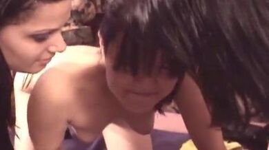 one lucky nerdy dude and 3 girls – amateur porn