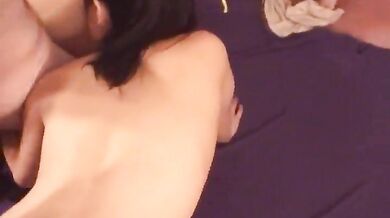 one lucky nerdy dude and 3 girls – amateur porn