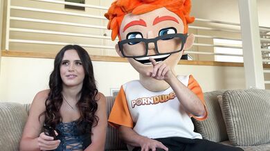 ThePornDude's Steamy Rendezvous with Daisy Pheonix: Unplanned Lust Unleashed!