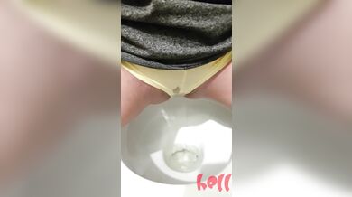 Such a DeLICIOUS pee Stream ;)