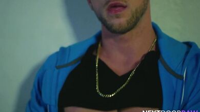 Hunk Stranger Roman Todd Fucks Twink Theo Brady