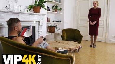 MATURE4K. Good job costs money or maybe some bonking for the mature woman