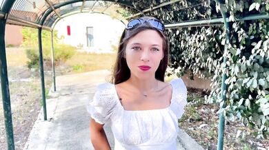Lolita, 25 Years Old, From Bordeaux!
