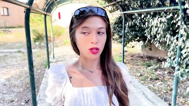 Lolita, 25 Years Old, From Bordeaux!