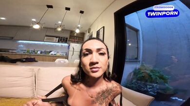 My ass is so delicious that he, who took off the condom in the middle of the fuck, filled me with mi