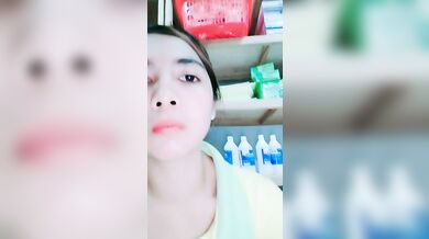 Bokep Indo Tante Jaga Warung Exhib Public