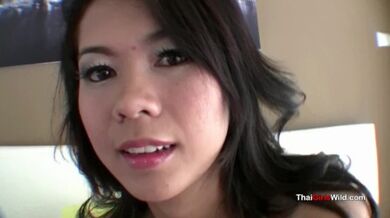 Hot Thai girl gets naked and sucks my dick