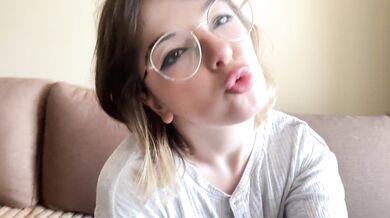 Beautiful brunette shows her beautiful tits