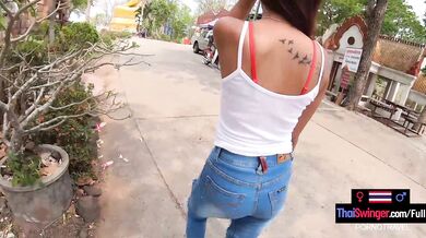 Big ass Thai amateur GF gave her guy a blowjob and her pussy once home