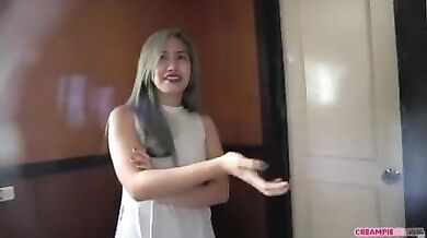 Asian babe gets nice creampie