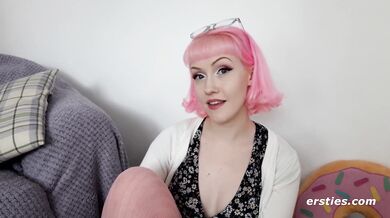 Ersties - Hot Girl from the UK Uses a Fuck Machine To Get Off