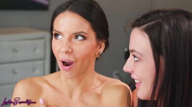 Sexy Babe Having Ultimate Female Orgasm