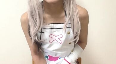 【女装】コスプレオナニー 射精&精液舐め【健屋花那】【にじさんじ】