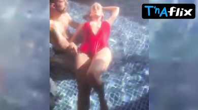 Altair Jarabo Breasts, Bikini Scene in Revista Soho