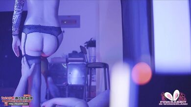 骑大屌肏的兔兔骚逼直流水，你不要再让我高潮5遍了，因为兔兔已经爽上天了「台湾粉红兔pinkrabbit TW」