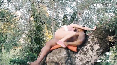 Sexy Latina Slut Francesca Di Caprio Raunchy Outside Fuck - MAMACITAZ