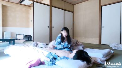 【素人流出】温泉旅館で愛し合うリアルな素人カップルのSEXを覗き見　日本人/素人カップル/個人撮影/ハメ撮り/無修正/パイパン/中出し/スマホ/女子大生/まろちゃんねる