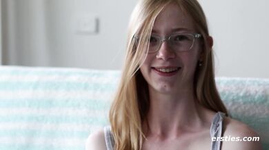 Ersties - Cute Girl Layla S Plays With Her Hairy Pussy